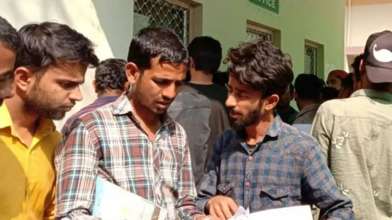 UPSSSC कनिष्ठ विश्लेषक भर्ती 2024: दस्तावेज सत्यापन की प्रक्रिया और आवश्यक जानकारी