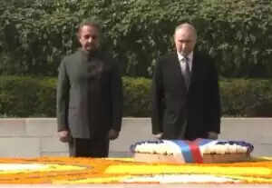 रूसी राष्ट्रपति पुतिन ने महात्मा गांधी को दी श्रद्धांजलि