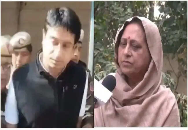 राजनीतिक विरोध के चलते IYC अध्यक्ष की गिरफ्तारी पर मां का गर्व