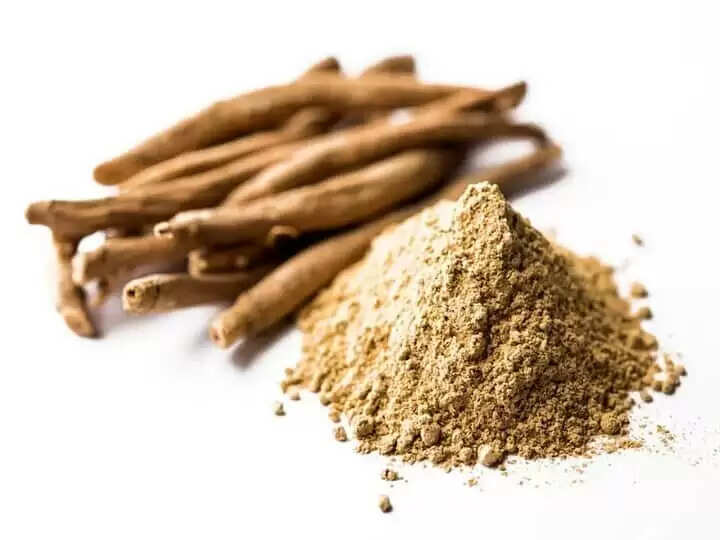 अश्वगंधा के अद्भुत लाभ: जानें कैसे यह आपकी सेहत को सुधार सकता है