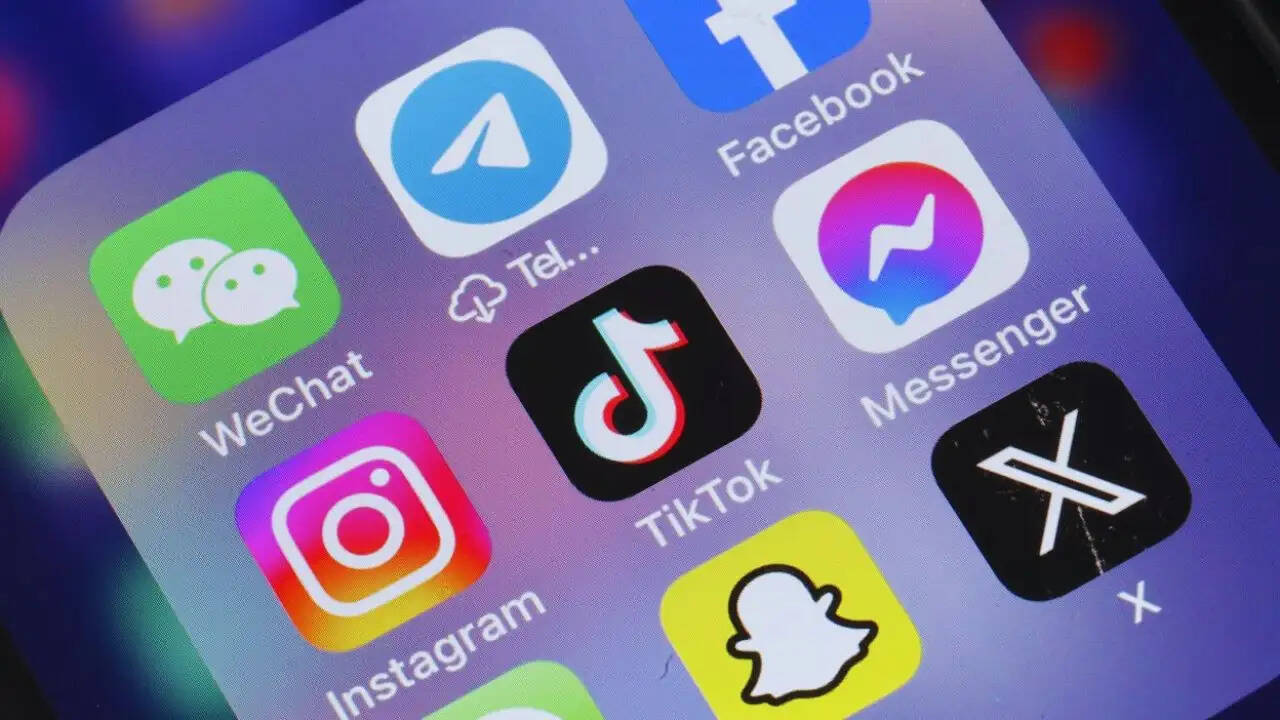 क्या भारत में बच्चों के लिए सोशल मीडिया पर उम्र आधारित नियम लागू होंगे?