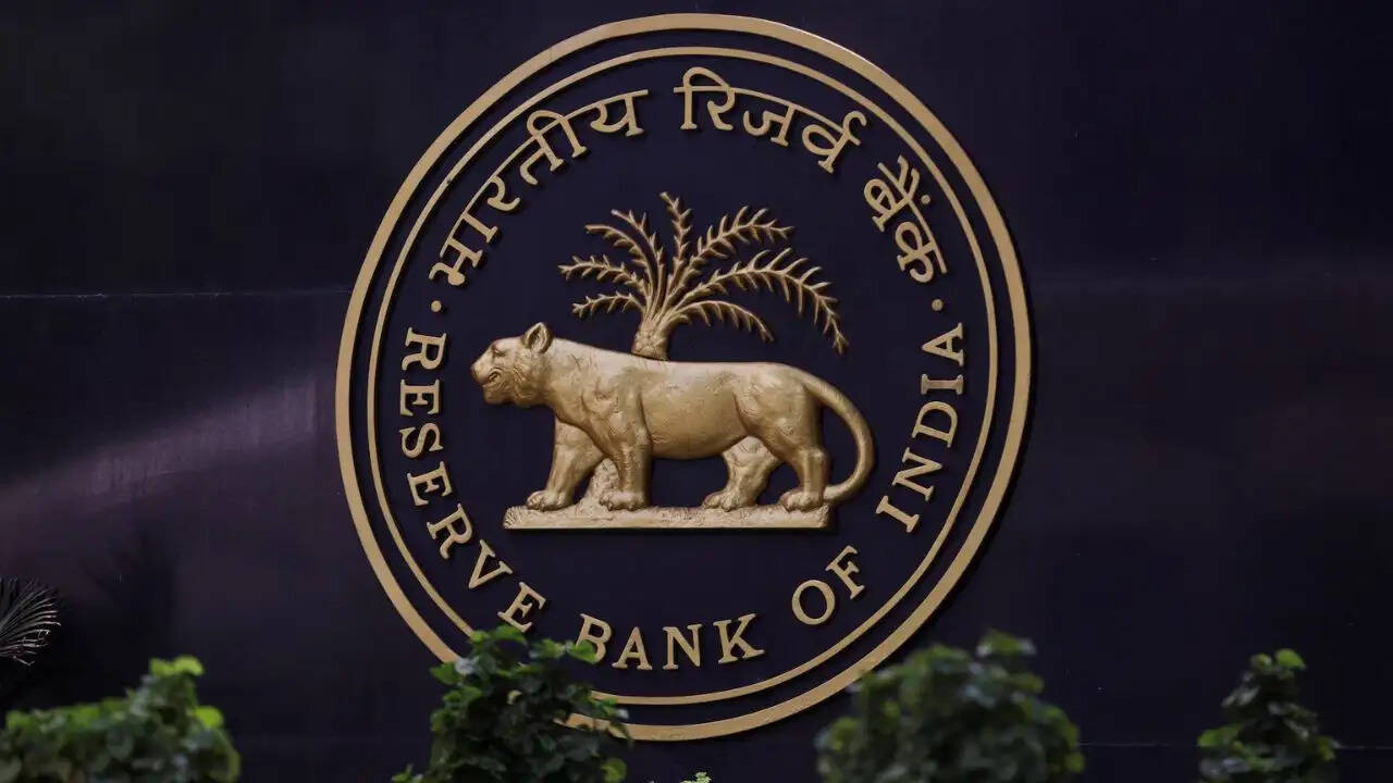 RBI में बड़ा बदलाव: रोहित जैन बने नए डिप्टी गवर्नर, जानें उनकी खासियतें