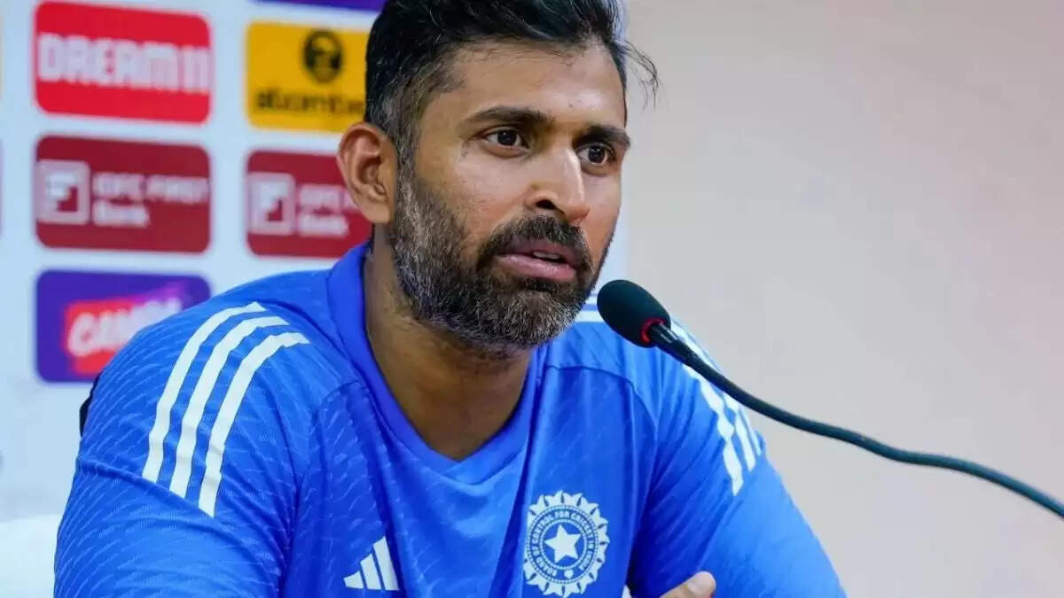 टी20 वर्ल्ड कप 2026 के लिए टीम इंडिया का चयन: अभिषेक नायर ने किए 15 खिलाड़ियों का ऐलान