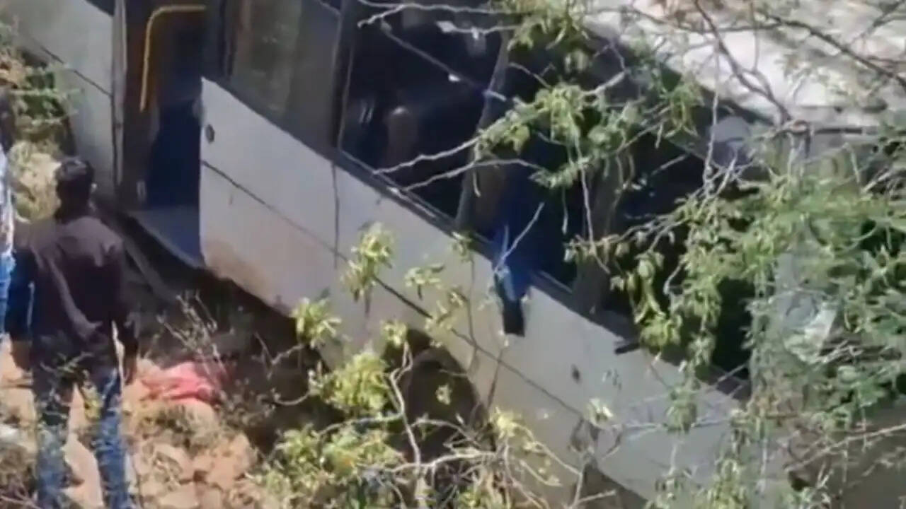 राजस्थान में बस दुर्घटना: परिवार की खुशियां मातम में बदल गईं