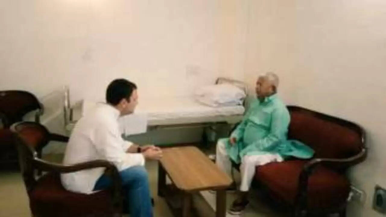 बिहार विधानसभा चुनाव: महागठबंधन में सीट बंटवारे पर गतिरोध जारी
