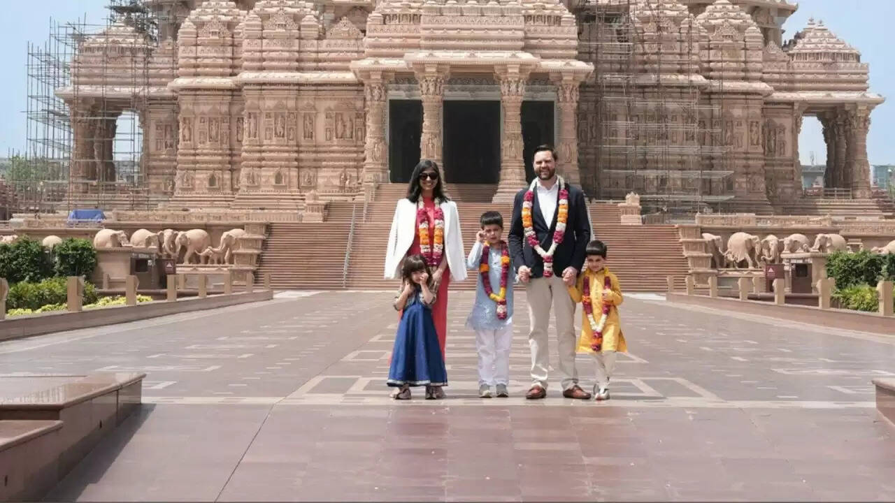 JD Vance ने पत्नी के धर्म पर उठे विवाद का दिया स्पष्ट जवाब, उषा वेंस हैं हिंदू