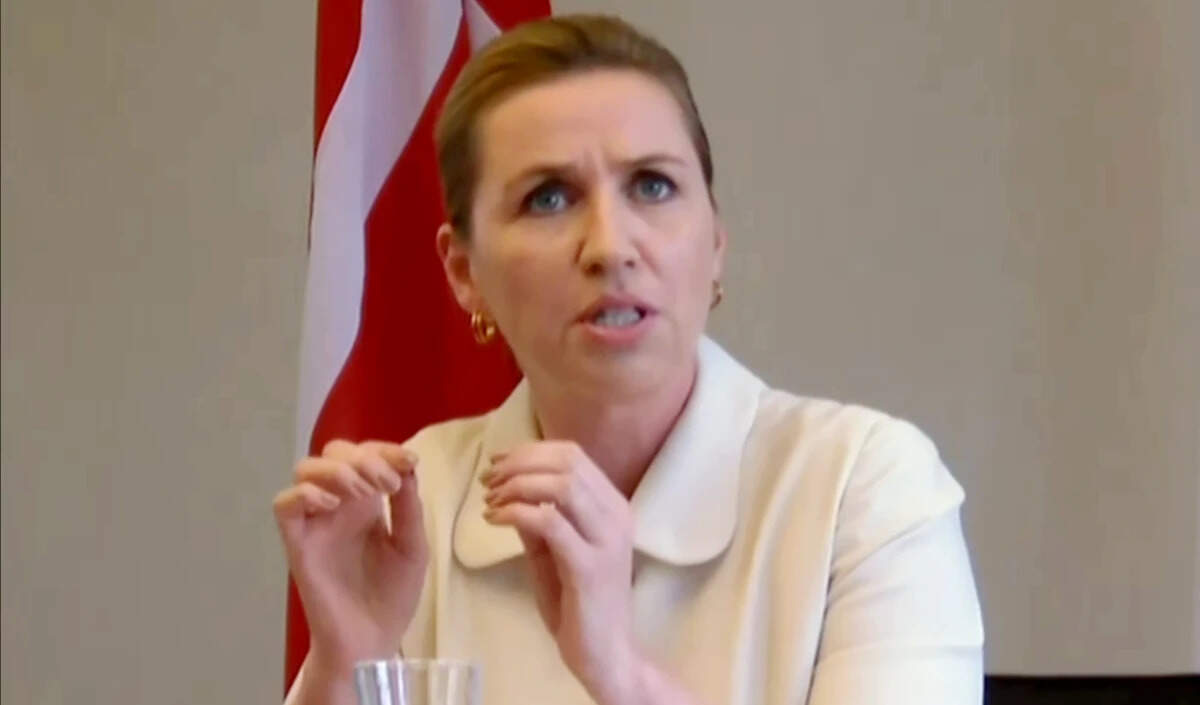 डेनमार्क ने ग्रीनलैंड पर हमले की चेतावनी दी, ट्रंप की धमकियों के बीच