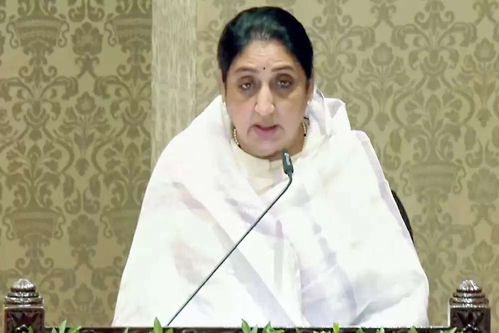 महाराष्ट्र सरकार ने खाड़ी देशों में फंसे नागरिकों की सुरक्षा का लिया संकल्प