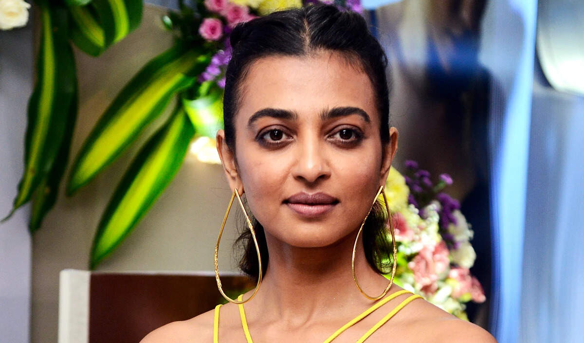 राधिका आप्टे ने फिल्म इंडस्ट्री में काम के घंटों पर उठाए सवाल