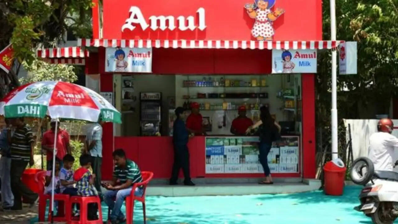 अमूल ने दूध के दामों में की वृद्धि, जानें नए रेट