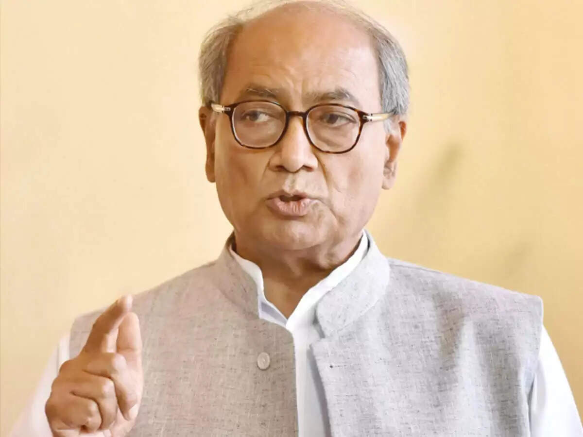 दिग्विजय सिंह ने आरएसएस और मोदी का विरोध किया, विवाद पर दी सफाई