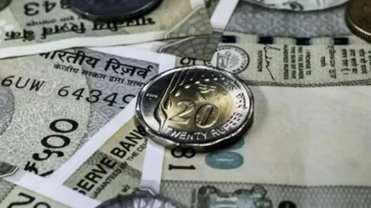 केरल सरकार ने कर्मचारियों और पेंशनर्स के लिए महंगाई भत्ते में वृद्धि की घोषणा की