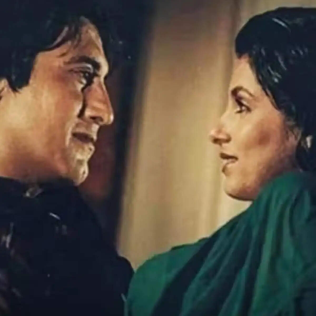 विनोद खन्ना और डिंपल कपाड़िया का विवादित किसिंग सीन: सेट पर मच गई थी अफरा-तफरी