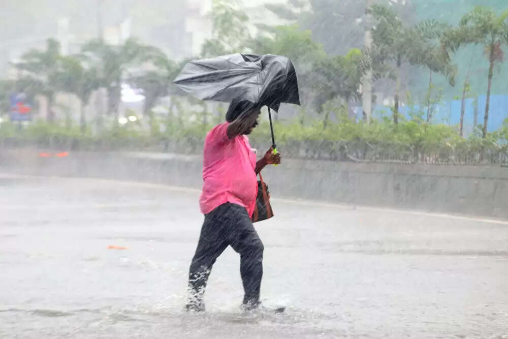 दिल्ली में कृत्रिम बारिश का ड्रामा: सर्दियों में क्या संभव है?