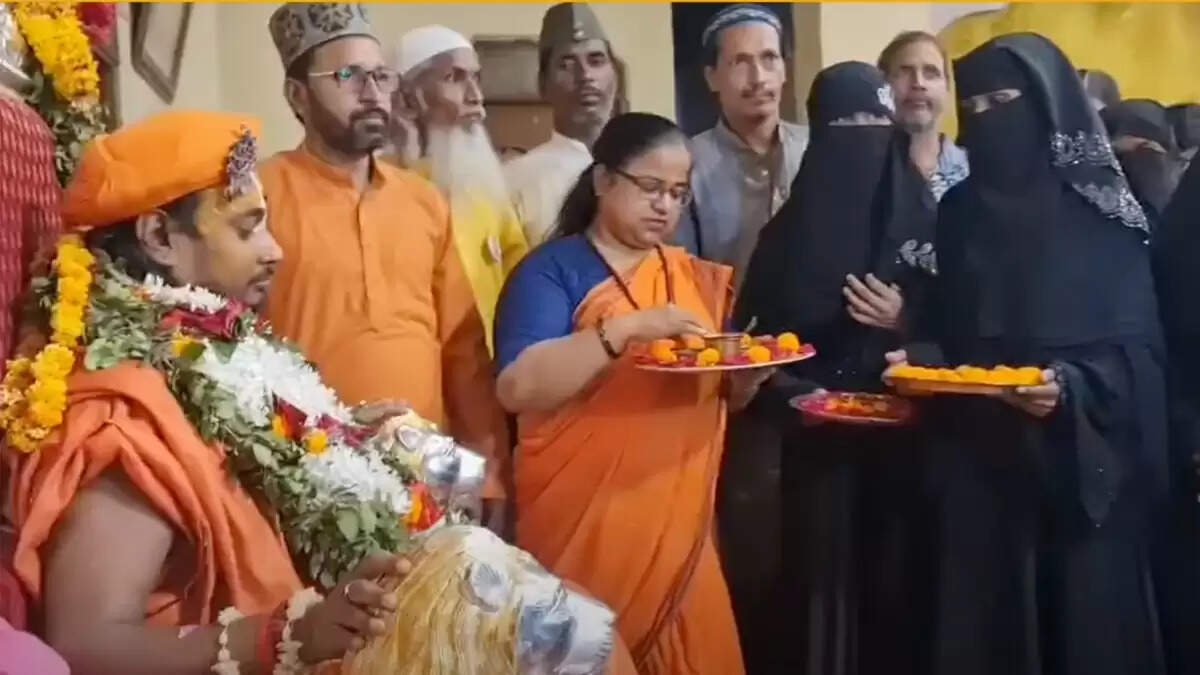 वाराणसी में गंगा-जमुनी तहजीब का अद्भुत उदाहरण