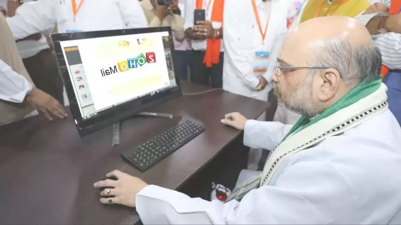 Amit Shah ने Zoho Mail पर स्विच कर भारत की तकनीकी आत्मनिर्भरता को बढ़ावा दिया