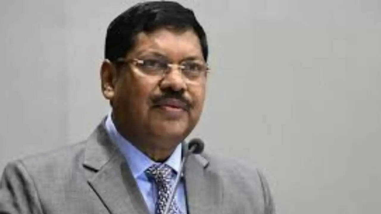सीजेआई बीआर गवई का रिटायरमेंट से पहले आवास को लेकर बयान