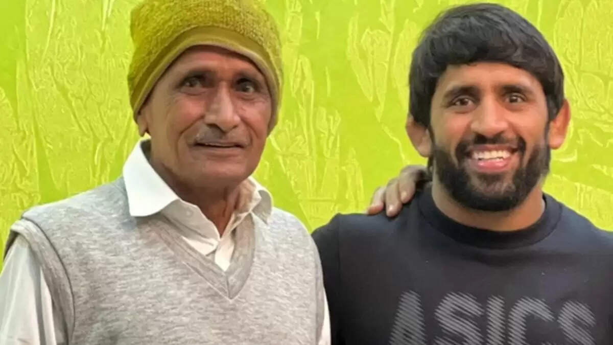 भारत-पाकिस्तान मैच से पहले बजरंग पूनिया के घर में छाया मातम