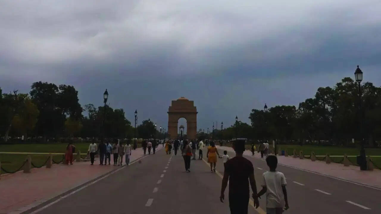 गर्मी की दस्तक: IMD ने दी मौसम की नई चेतावनी, होली पर बर्फबारी की संभावना