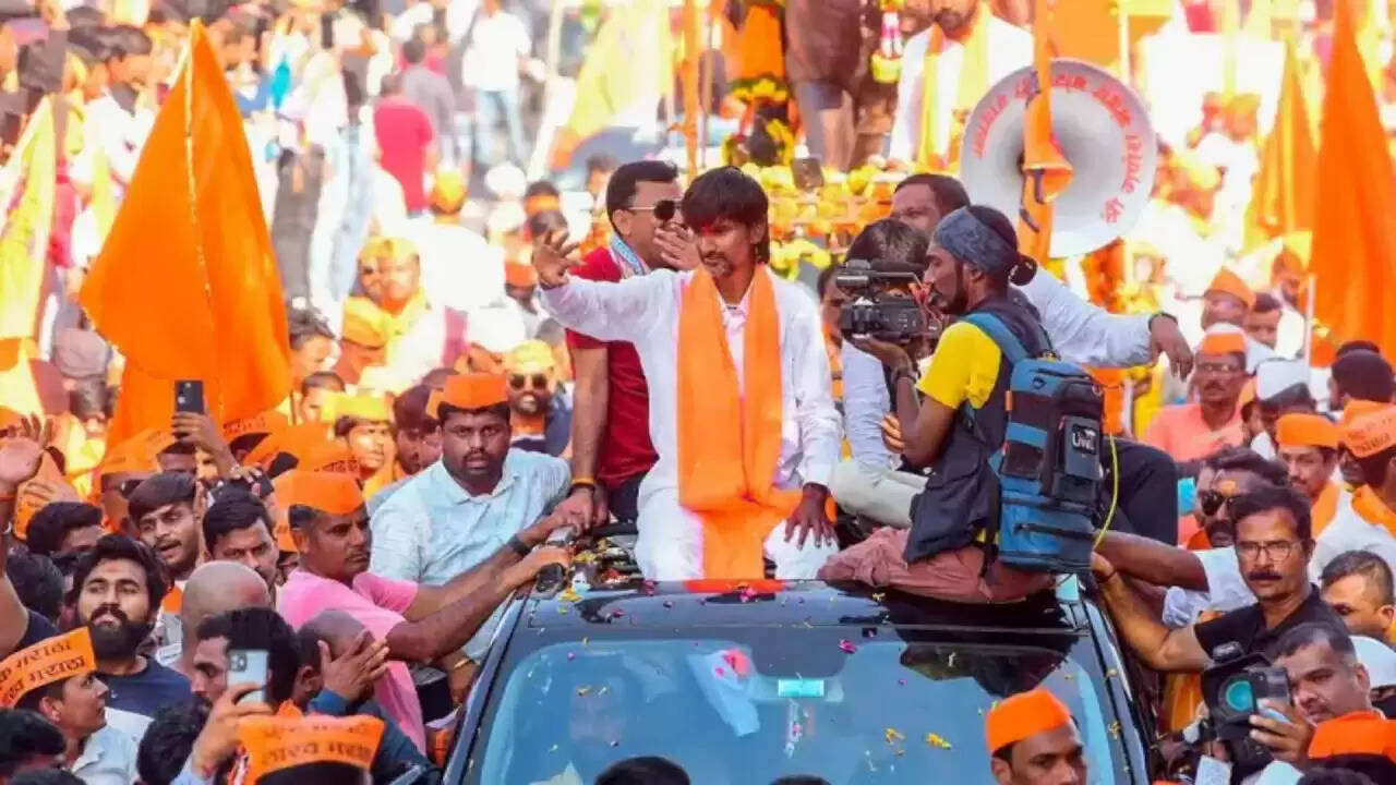 मनोज जरांगे का अनिश्चितकालीन भूख हड़ताल: मुंबई में सुरक्षा के कड़े इंतजाम