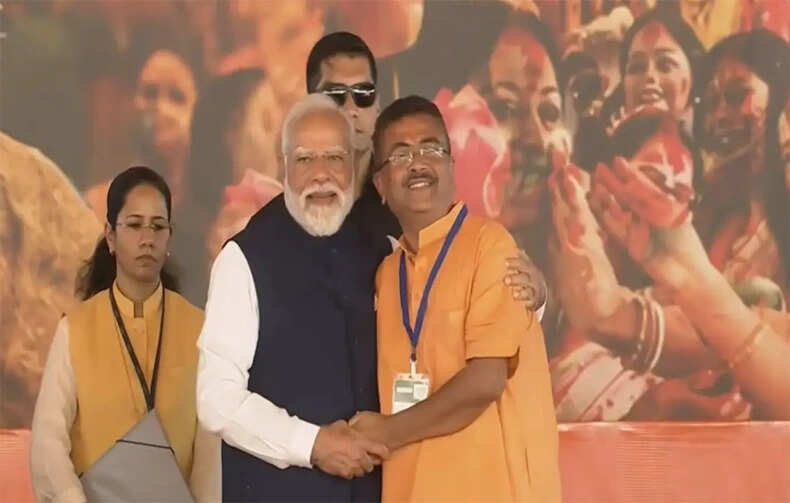शुभेंदु अधिकारी ने पश्चिम बंगाल के मुख्यमंत्री के रूप में शपथ ली