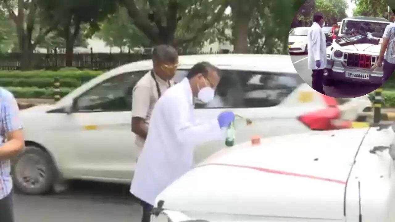 दिल्ली में सड़क हादसा: एक की मौत, दूसरा घायल