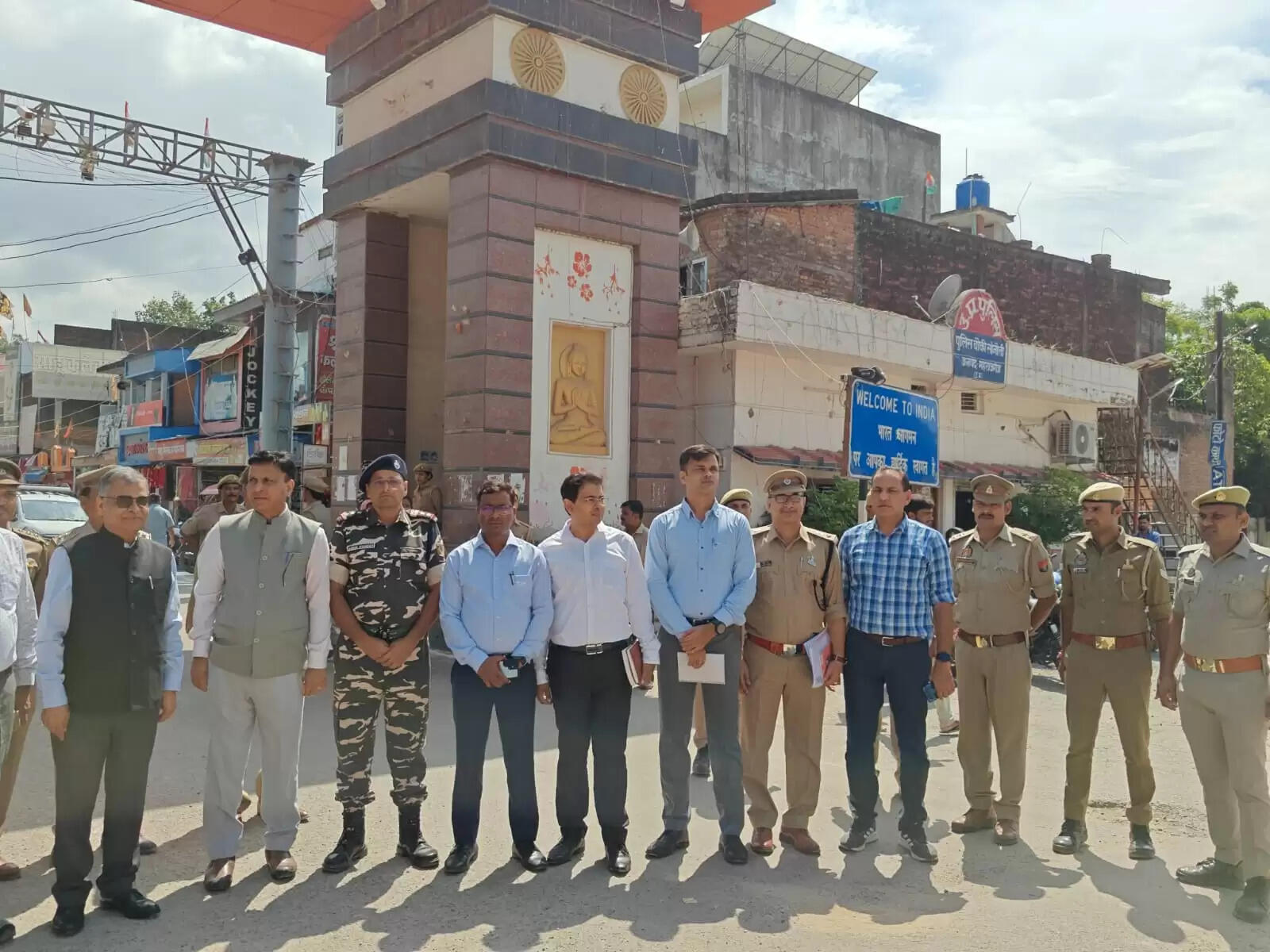 दिल्ली कस्टम अधिकारियों ने सोनौली बॉर्डर का निरीक्षण किया