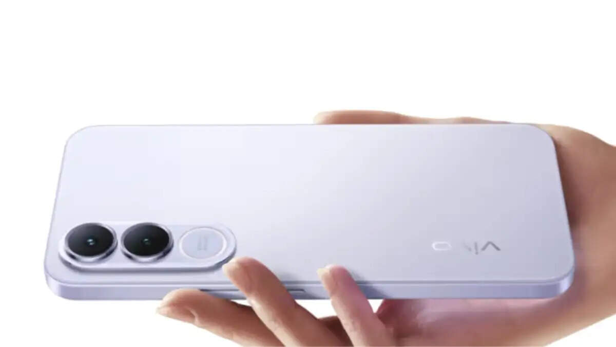 Vivo V70 FE: 200MP कैमरा और विशाल बैटरी के साथ जल्द आ रहा है नया स्मार्टफोन