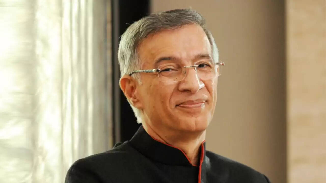 निरंजन हीरानंदानी ने ट्रंप की तुलना हिटलर से की, मुंबई के विकास पर चर्चा