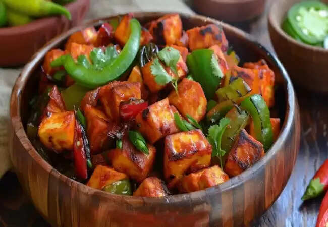 घर पर चिली पनीर बनाने की आसान विधि