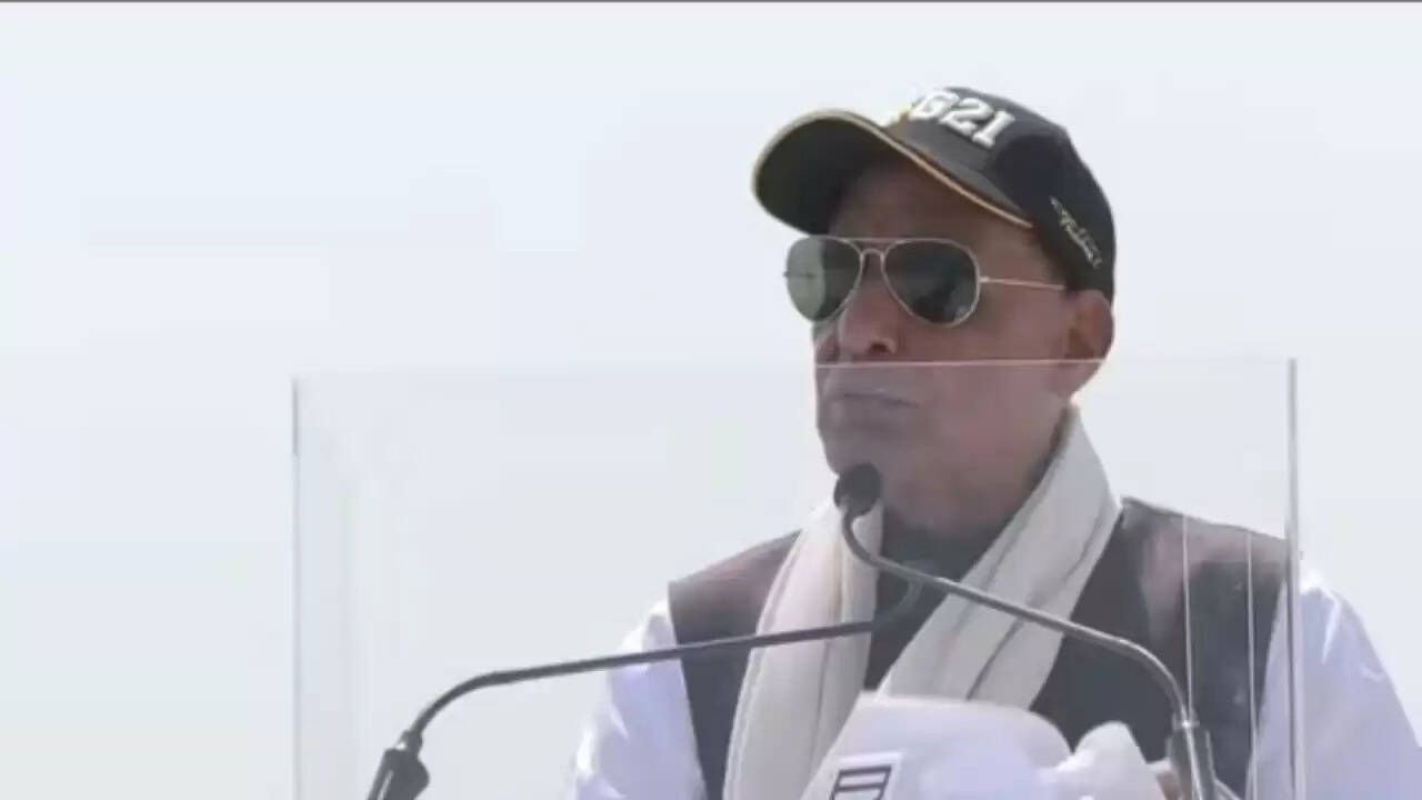 भारतीय वायुसेना ने मिग-21 को दी भावभीनी विदाई: जानें इसके ऐतिहासिक योगदान