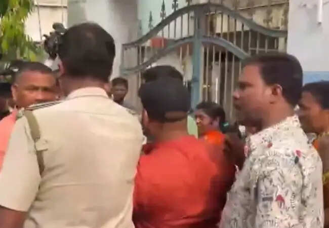 पश्चिम बंगाल विधानसभा चुनाव 2026: पहले चरण का मतदान जारी