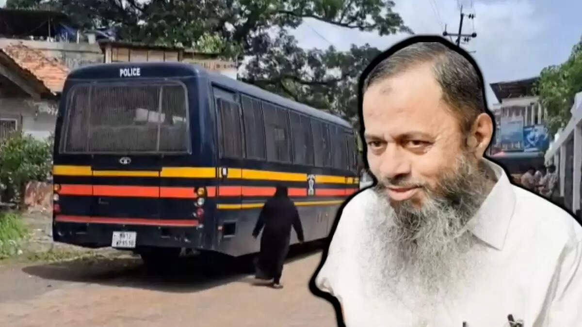 महाराष्ट्र एटीएस ने ठाणे में आतंकियों के ठिकानों पर छापेमारी की