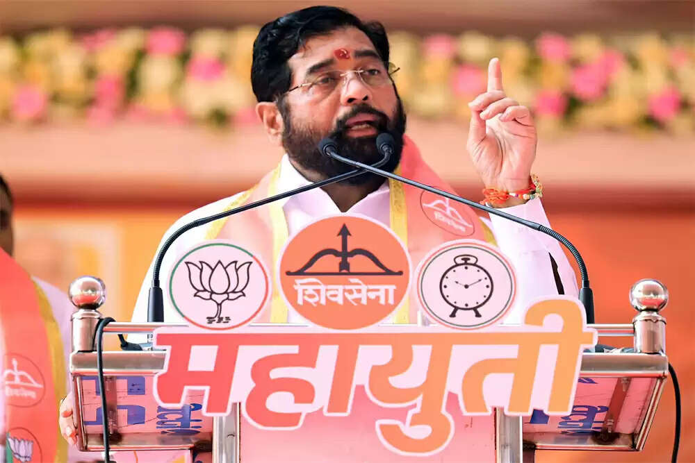 बीएमसी चुनाव में एकनाथ शिंदे की भूमिका पर सवाल उठते हैं