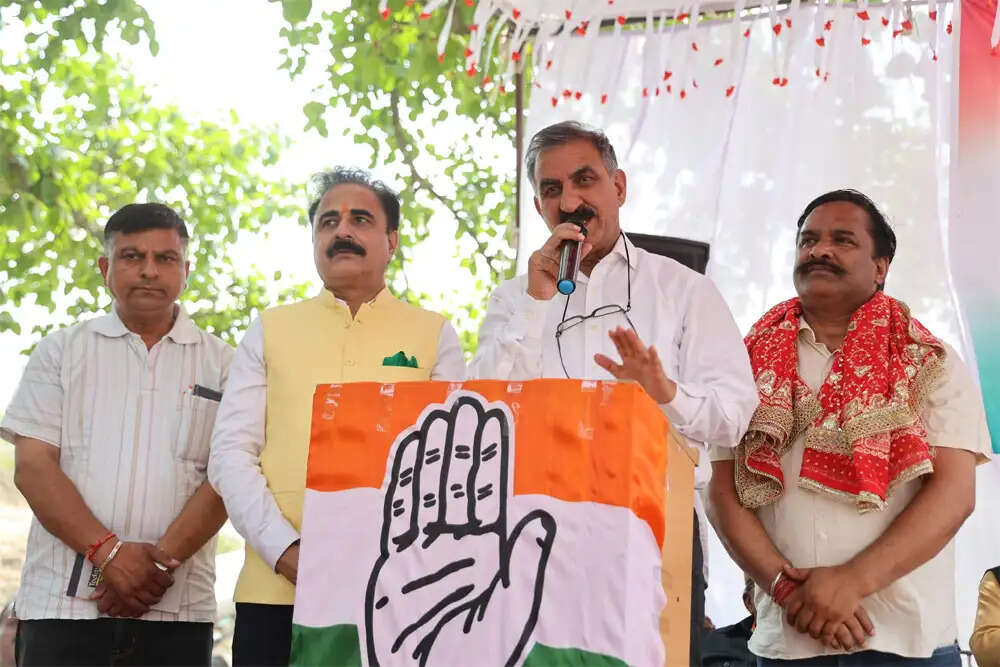 हिमाचल प्रदेश में कांग्रेस की स्थानीय चुनावों में हार से बढ़ी चिंताएं