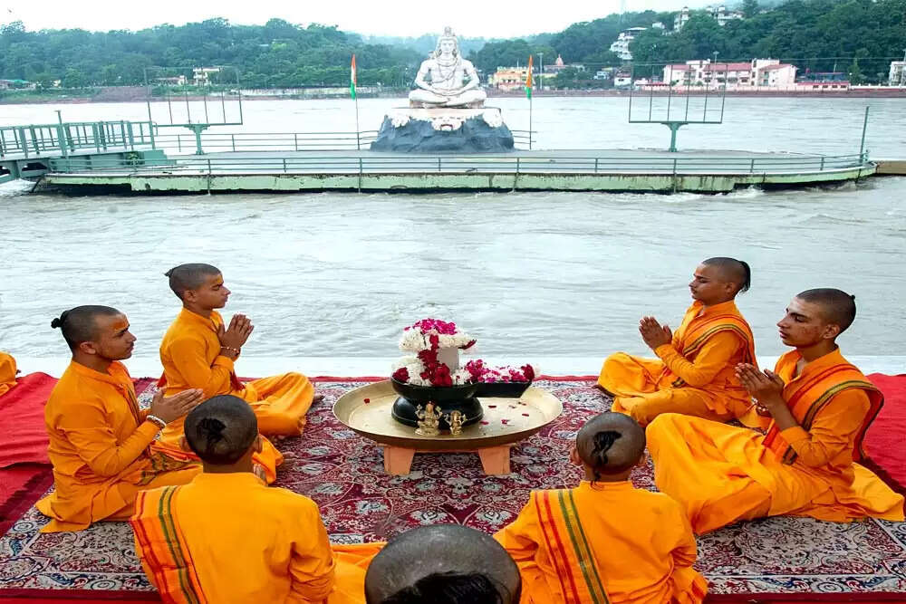 वेदों के नामकरण की प्राचीन परंपरा और उनके अर्थ