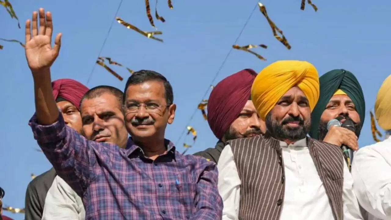 दिल्ली उपचुनाव: AAP की जीत ने बीजेपी को दी कड़ी चुनौती