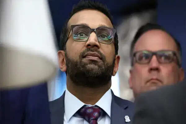 FBI के निदेशक काश पटेल पर सरकारी संसाधनों के दुरुपयोग के आरोप