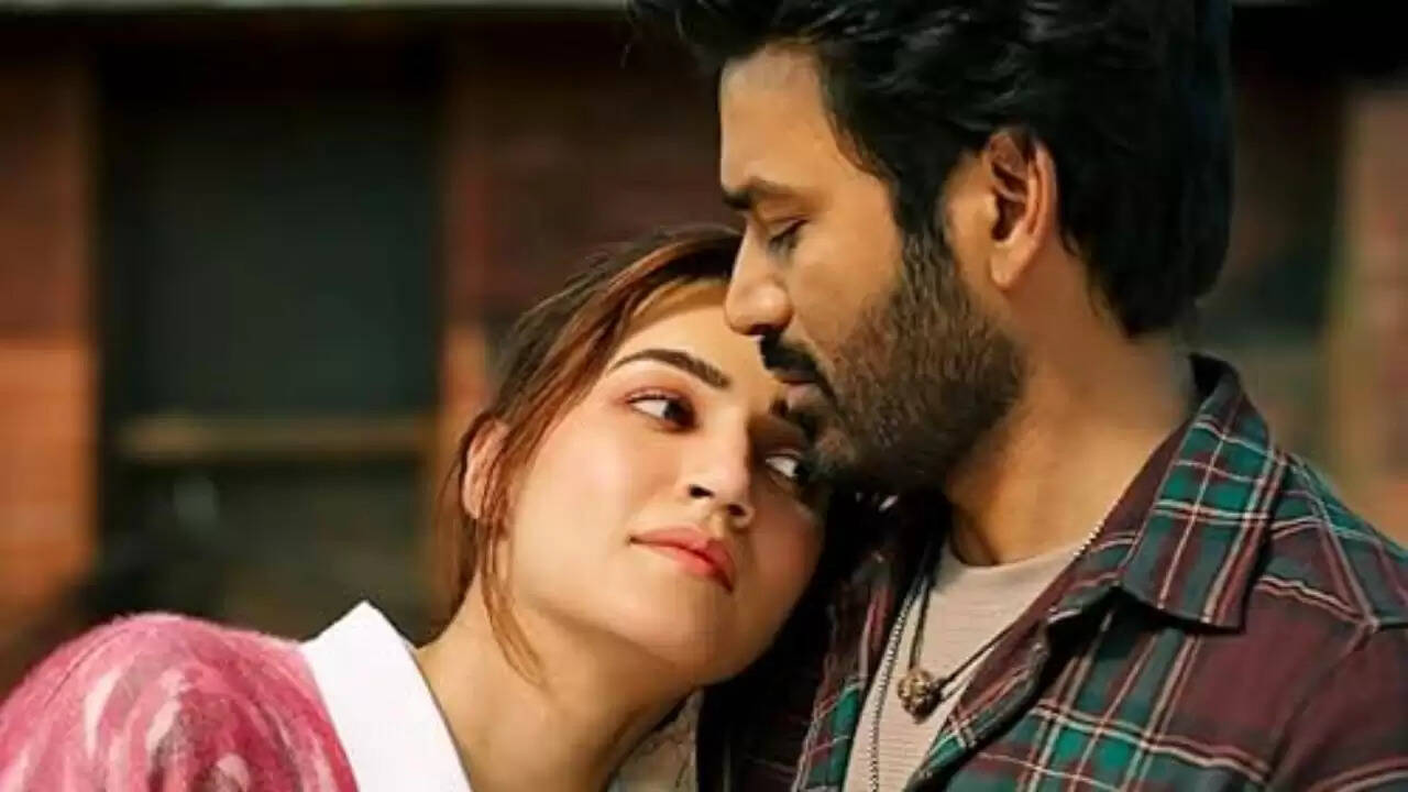 धनुष और कृति सेनन की फिल्म 'तेरे इश्क में' की एडवांस बुकिंग ने तोड़े रिकॉर्ड