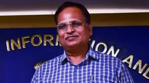 सत्येंद्र जैन के खिलाफ भ्रष्टाचार केस बंद, दिल्ली की राजनीति में हलचल