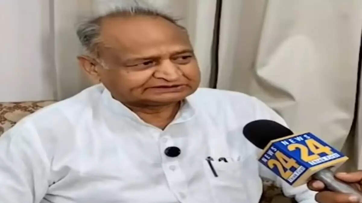 उपराष्ट्रपति जगदीप धनखड़ के इस्तीफे पर विपक्ष की प्रतिक्रिया