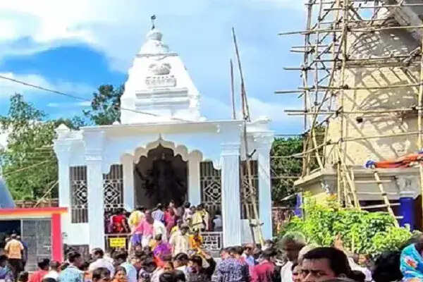 बांग्लादेश में हिंदू मंदिर पर हमले की चेतावनी, अल्पसंख्यक अधिकार संगठन की चिंता