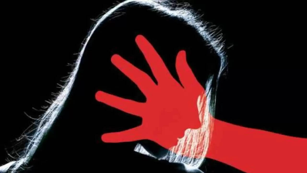 झारखंड में नवरात्रि के दौरान दो नाबालिग लड़कियों का अपहरण और बलात्कार