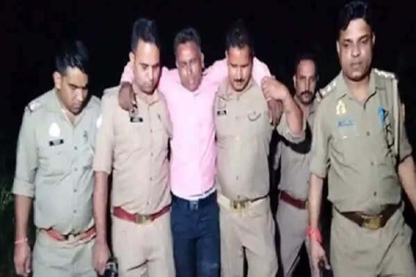 मेरठ में पूर्व प्रेमिका पर तेजाब हमला, आरोपी गिरफ्तार