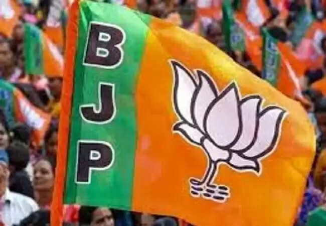 बिहार विस चुनाव : आपातकाल की आग से निकली भाजपा अब बिहार में बनी सियासत की धुरी