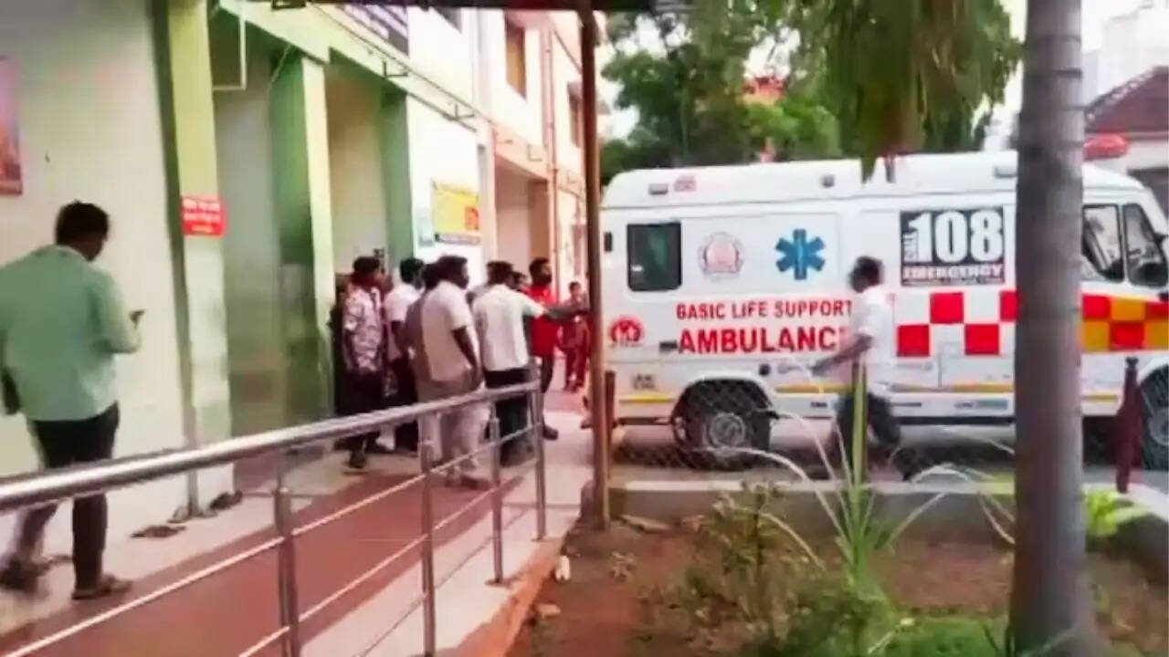 तमिलनाडु में भयानक सड़क दुर्घटना: आठ लोगों की जान गई, कई घायल