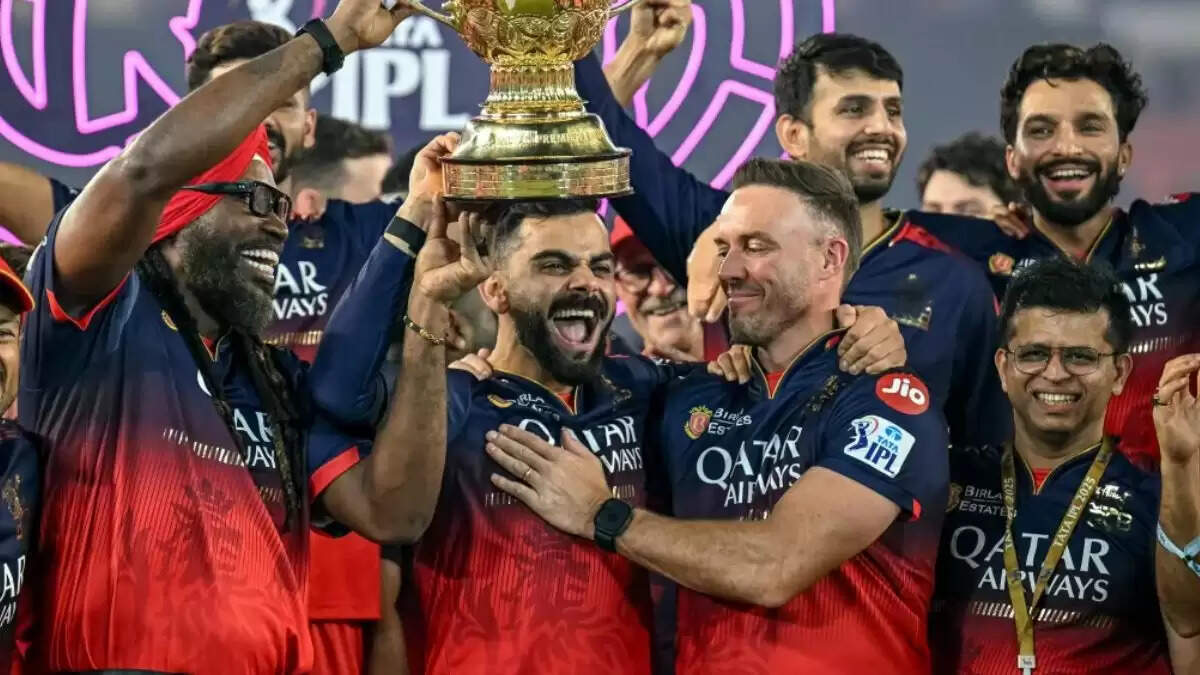 भारत और ऑस्ट्रेलिया के अंतिम दो वनडे के लिए टीमों की घोषणा, RCB के 8 खिलाड़ियों को मिला मौका