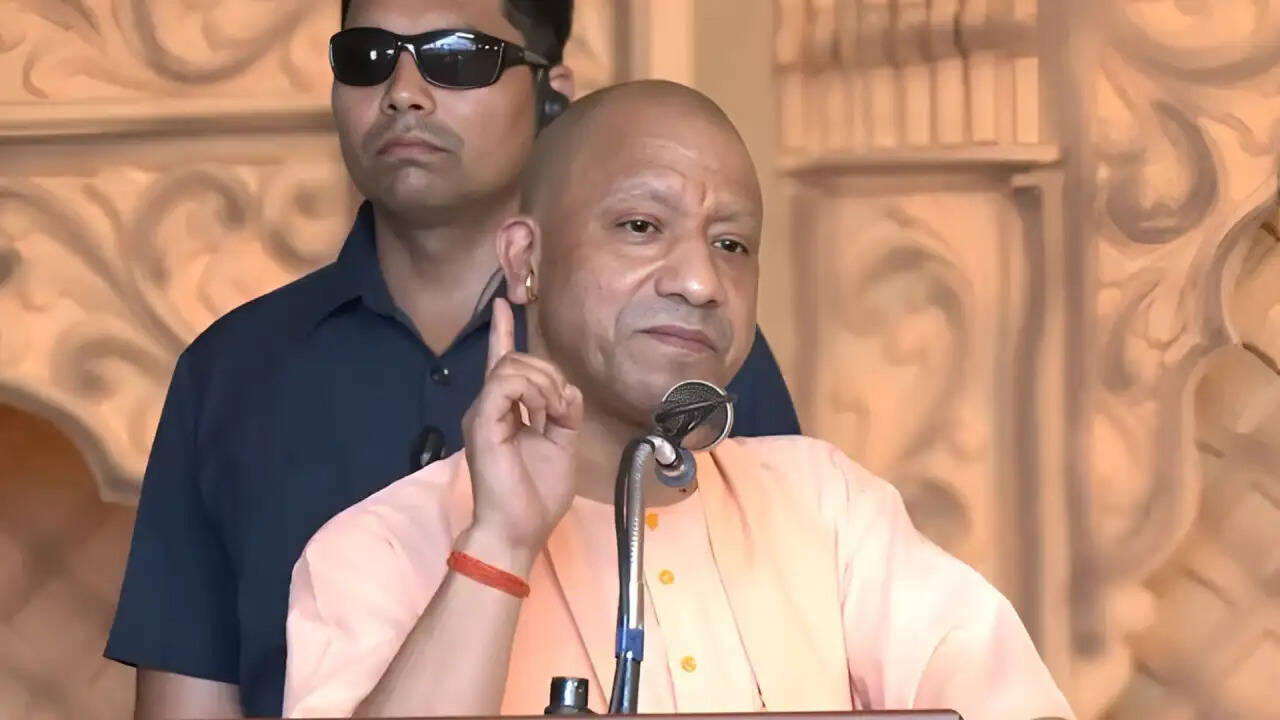 उत्तर प्रदेश में चुनावी तैयारी: बीजेपी की मुस्लिम कल्याण योजनाएं और विपक्ष की प्रतिक्रिया