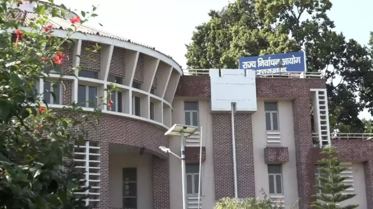 उत्तराखंड पंचायत चुनाव 2025: हाईकोर्ट के आदेश से स्थगित हुई प्रक्रिया