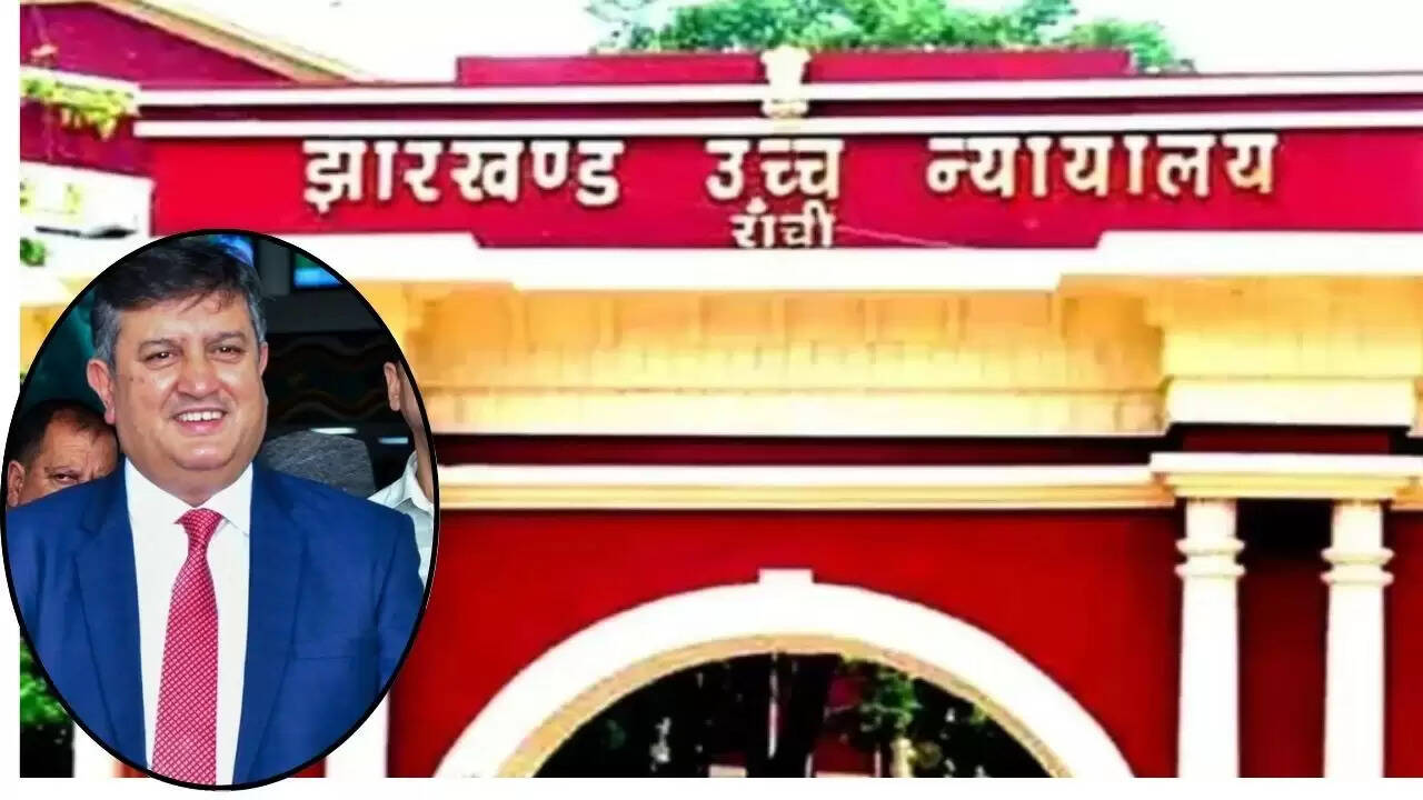 झारखंड के नए मुख्य न्यायाधीश जस्टिस तरलोक सिंह चौहान ने ली शपथ